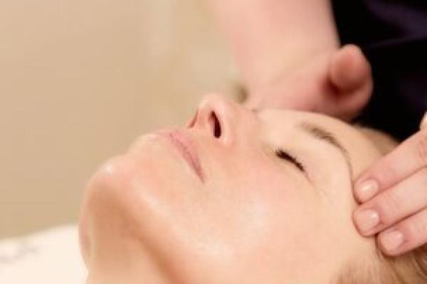 Youth revealing Pioneer Facial (75 Minutes)