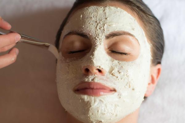 THE POWER BREAKFAST FACIAL