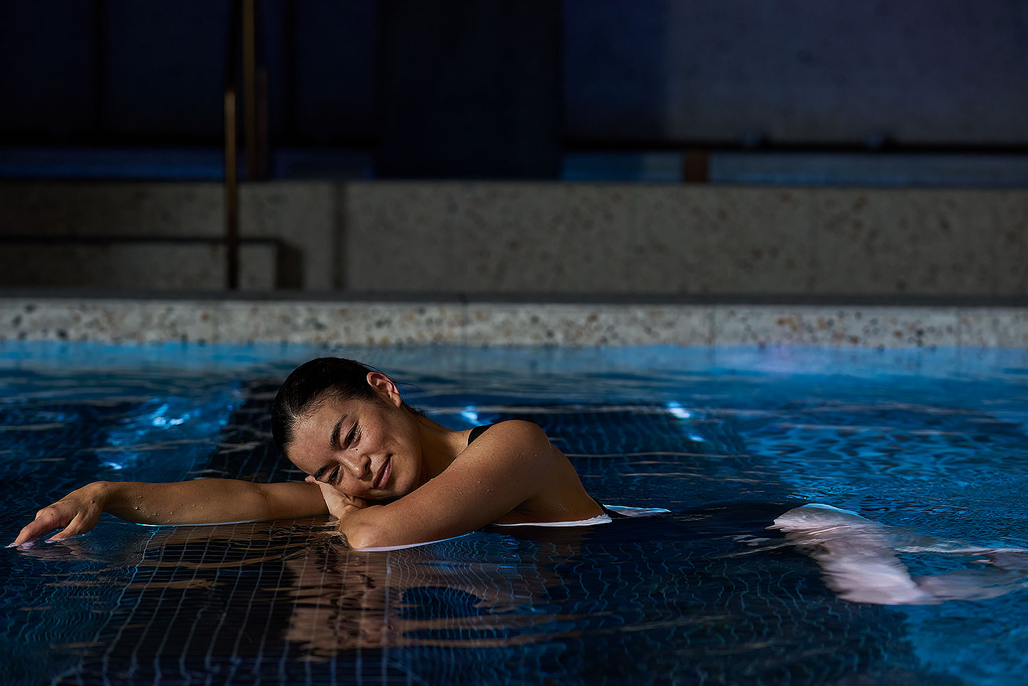 Bathhouse + 1.5 hr Soothing Bliss Massage