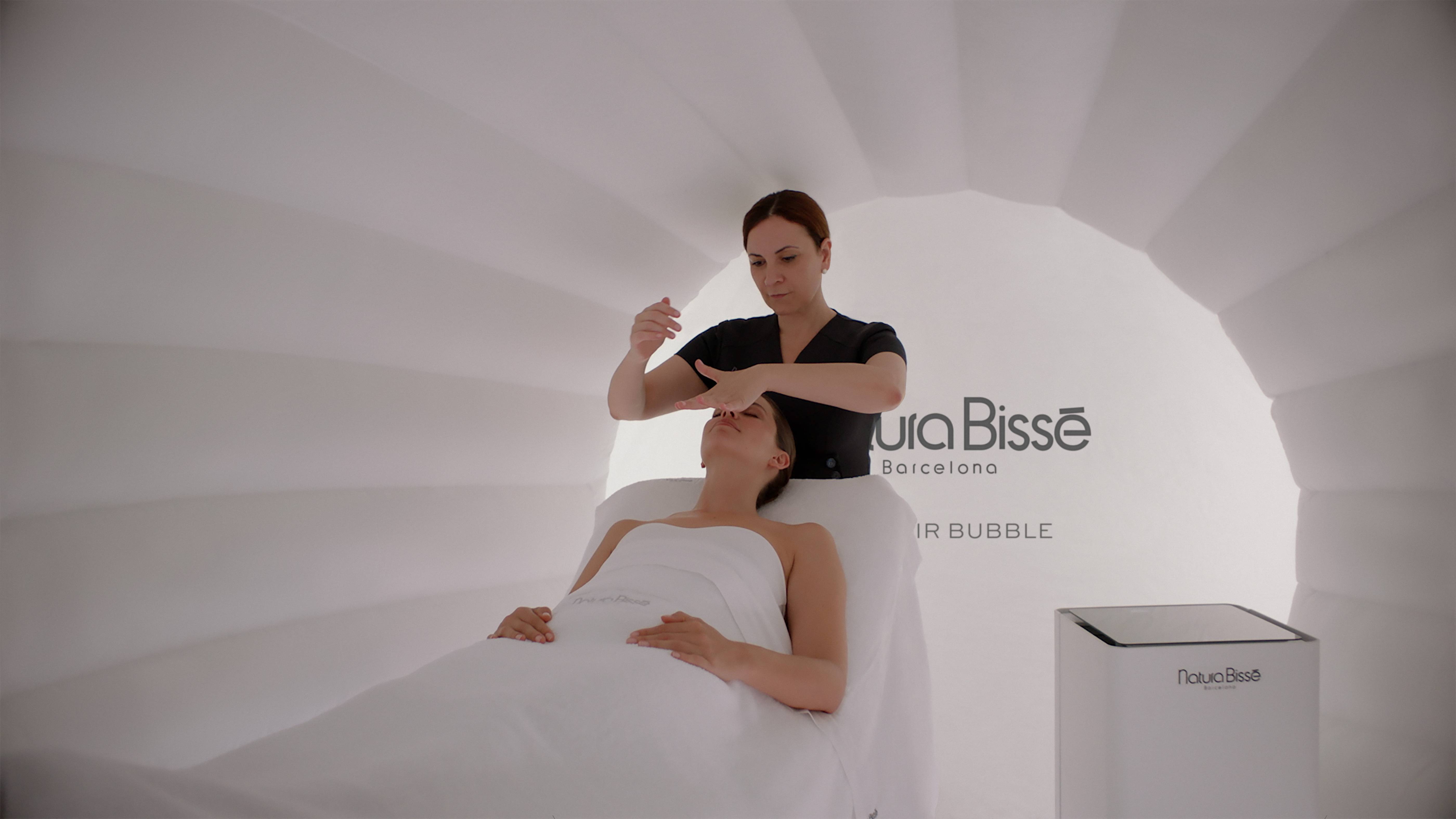 Natura Bissé Oxygen Pure Air Bubble Experience