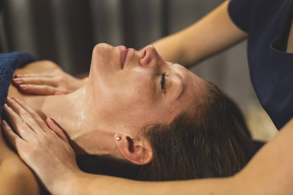 Swedish Back Massage & Elemis Taster Facial