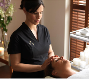 Pro Glow Facial- Aromatherapy Associates