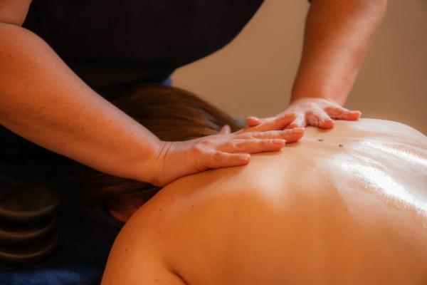 Full Body Massage (including scalp) - 75minutes
