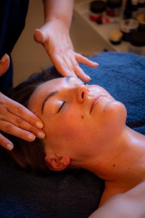 Neal's Yard Remedies 45 minute Facial