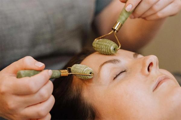 Restore & Re-sculpt Treatment Experience