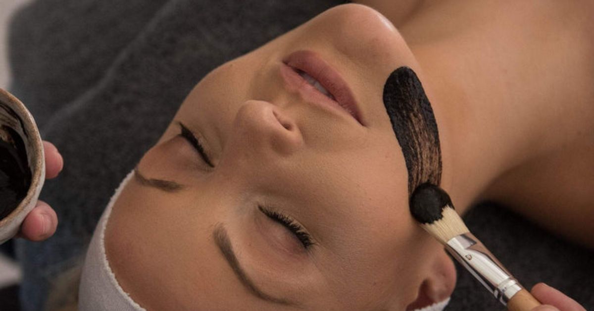 The Well Botanical Facial (45 mins)