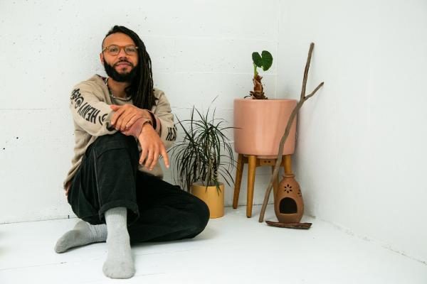 ✦ Somatic Breathwork with Aaron Robinson: Reignite Your Body’s Innate Intelligence