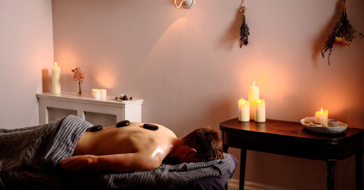 Hot Stone Massage (60mins)