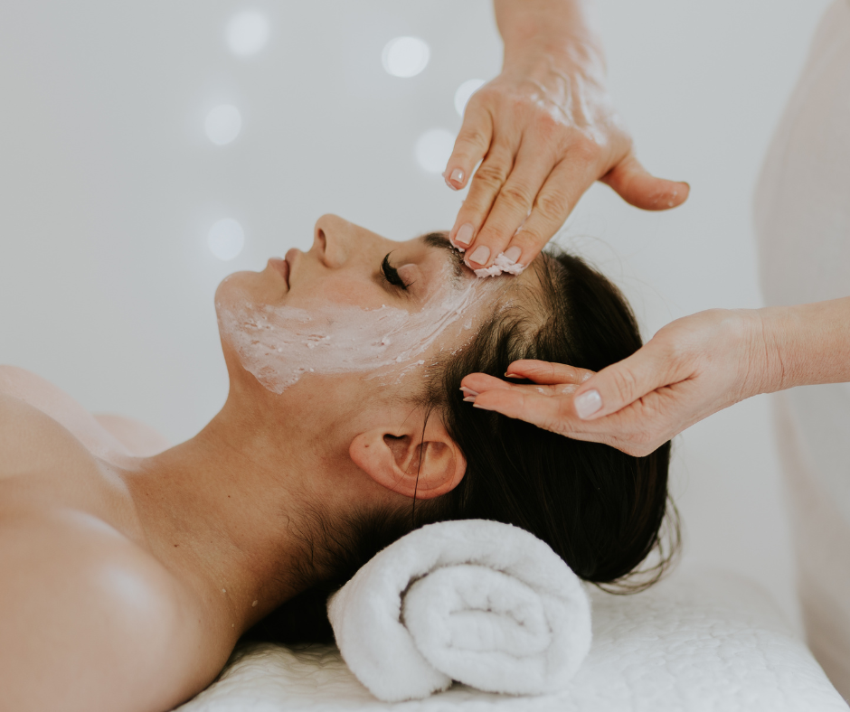 Cocoa Comforter 90 Minutes Winter Spa Special