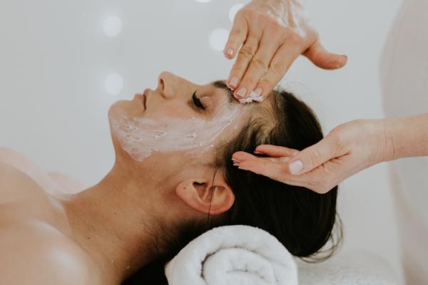 Cocoa Comforter 90 Minutes Winter Spa Special