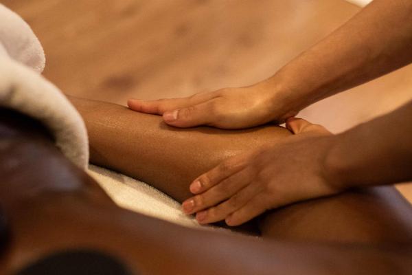 Hot Stone Massage - 90 minutes