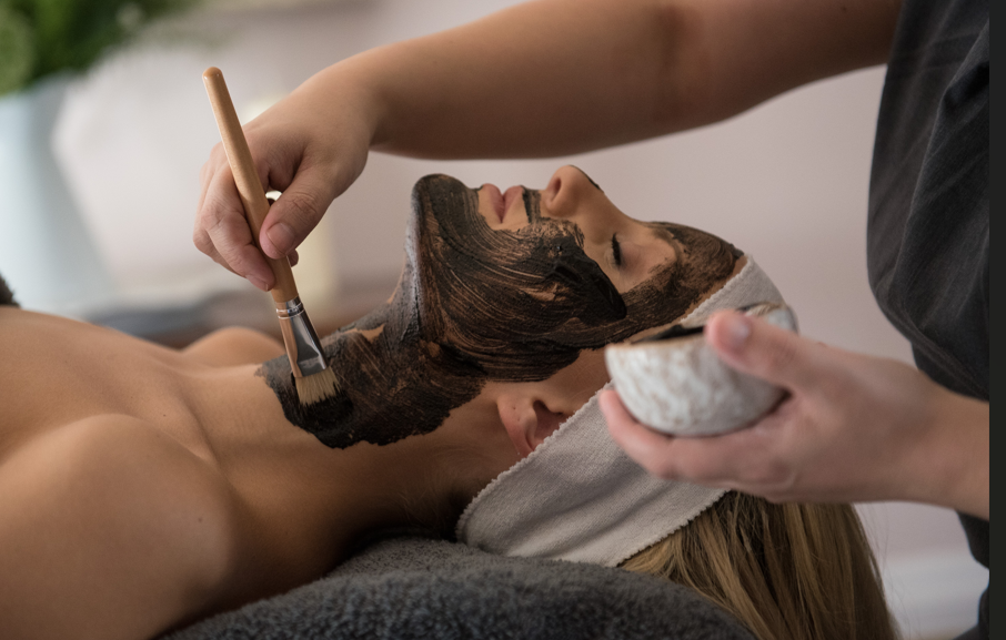 The Well Botanical Facial | 30 mins