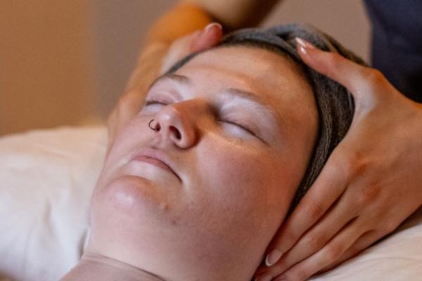 Customized Facial | Kerstin Florian