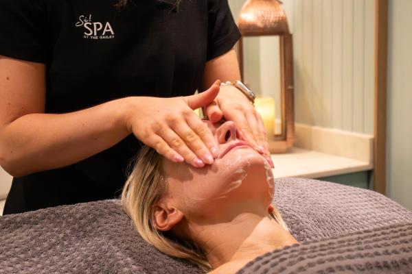 ishga 2x 25min Boutique Treatments - 50mins